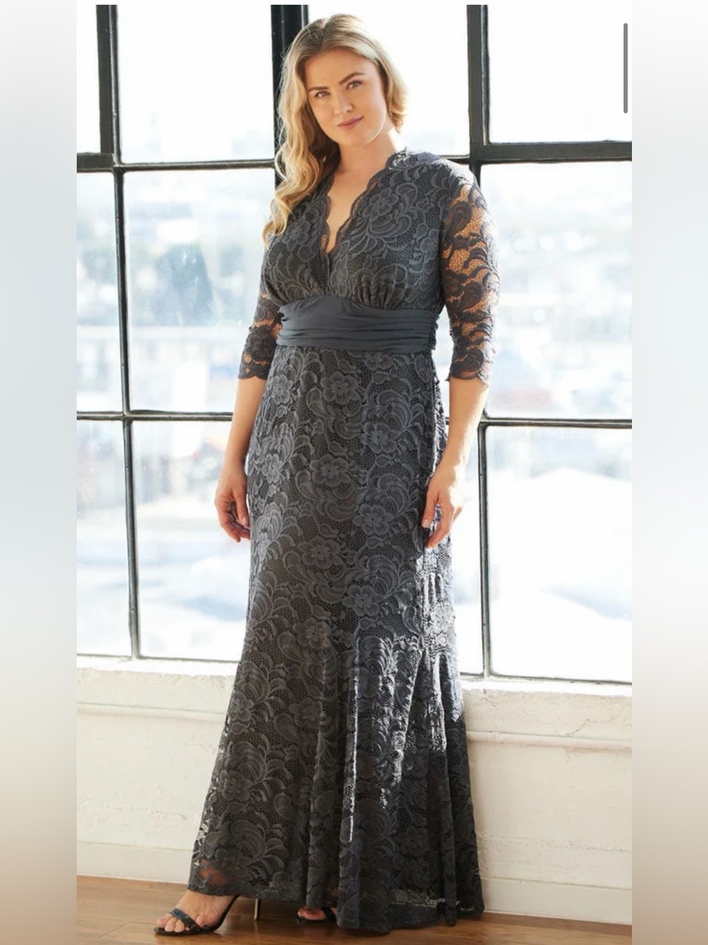 Kiyonna Charcoal Gray Screen Siren gown Woman’s Plus Size 2X (18-20) NWT
